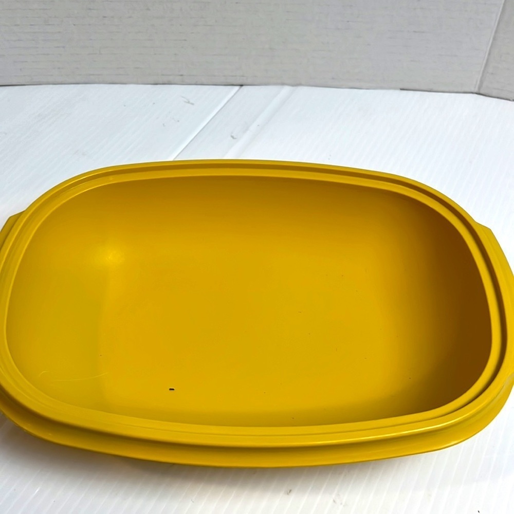 TUPPERWARE microwave vegetable steamer - Picture 3 of 4